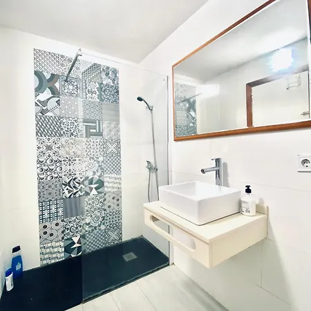 Turyva Tarongers 8 - Cozy With Terrace & Parking Near